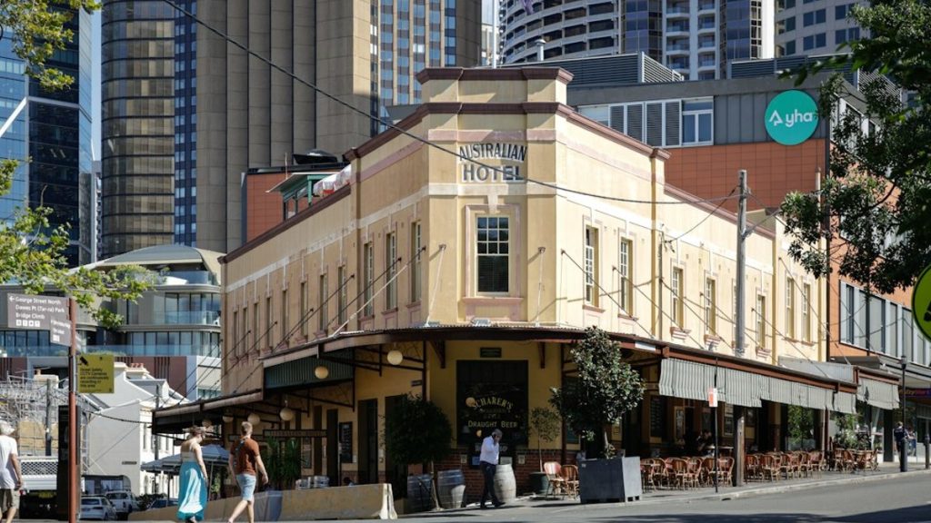 6 Coffee Ordering Mistakes Visitors Make in Sydney